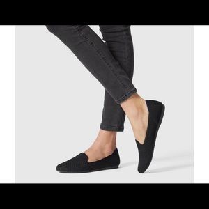 Retired Black Honeycomb Rothy’s